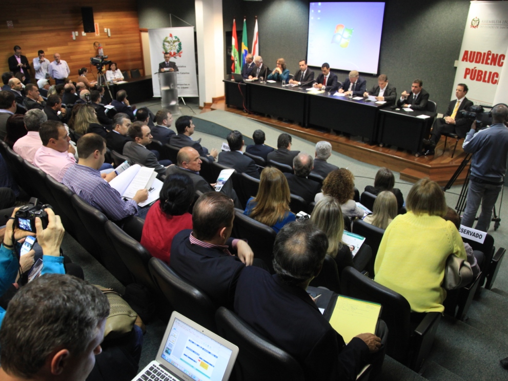 Presidente da Câmara de Biguaçu participa de audiência pública sobre rodovias do Estado - Foto Eduardo Guedes Agência AL