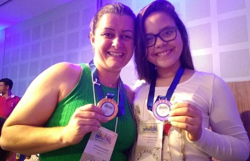 Professora Gisele e sua aluna Ana Paula (Foto: arquivo pessoal)