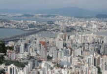 Florianópolis abre concurso público com salários de até R$ 21 mil; veja cargos
