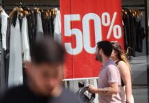 Economia brasileira fica empacada em abril e cresce apenas 0,1%, estima prévia da FGV
