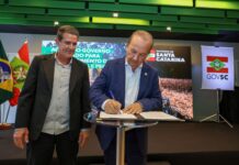 Governo entrega equipamentos agrícolas para 40 municípios