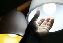 Aneel aprova R$ 5,5 bilhões para reduzir conta de luz em 22 distribuidoras