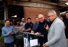 Ordem de serviço para construir nova creche em Governador Celso Ramos é assinada