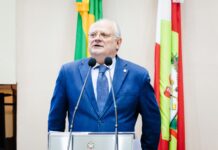 Deputado cobra votação de projeto que pune gestores por não executarem emendas parlamentares