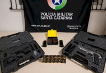Abordagem da PM resulta na apreensão de armas de fogo e medicamentos falsificados