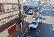 Operação Limpa Fios recolhe quase meia tonelada de cabos inutilizados no Centro de Criciúma