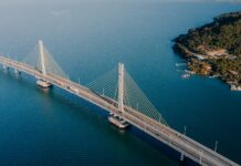 Ponte Anita Garibaldi, inaugurada há 11 anos, é interditada para reparo
