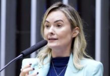 PT aciona TSE contra Flávio Bolsonaro e Júlia Zanatta por declarações sobre urnas