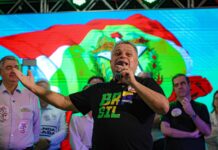 João Rodrigues dispensa marqueteiro em plena campanha a governador