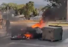 Homem que teria montado barricadas com fogo para impedir ação policial em Palhoça é denunciado