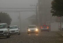 Previsão de temporais e queda nas temperaturas acende alerta na região de Lages