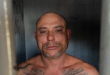 Homem preso com fuzil e luneta em São José afirma ter sido ameaçado por facção criminosa